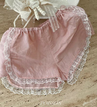 Charlotte Shorts