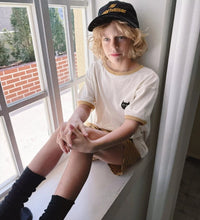 Black cat tee