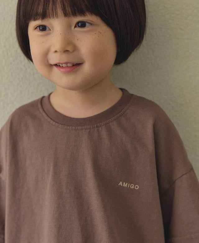 Vertical amigo tee