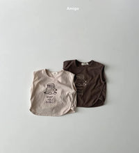Mole wrap tee